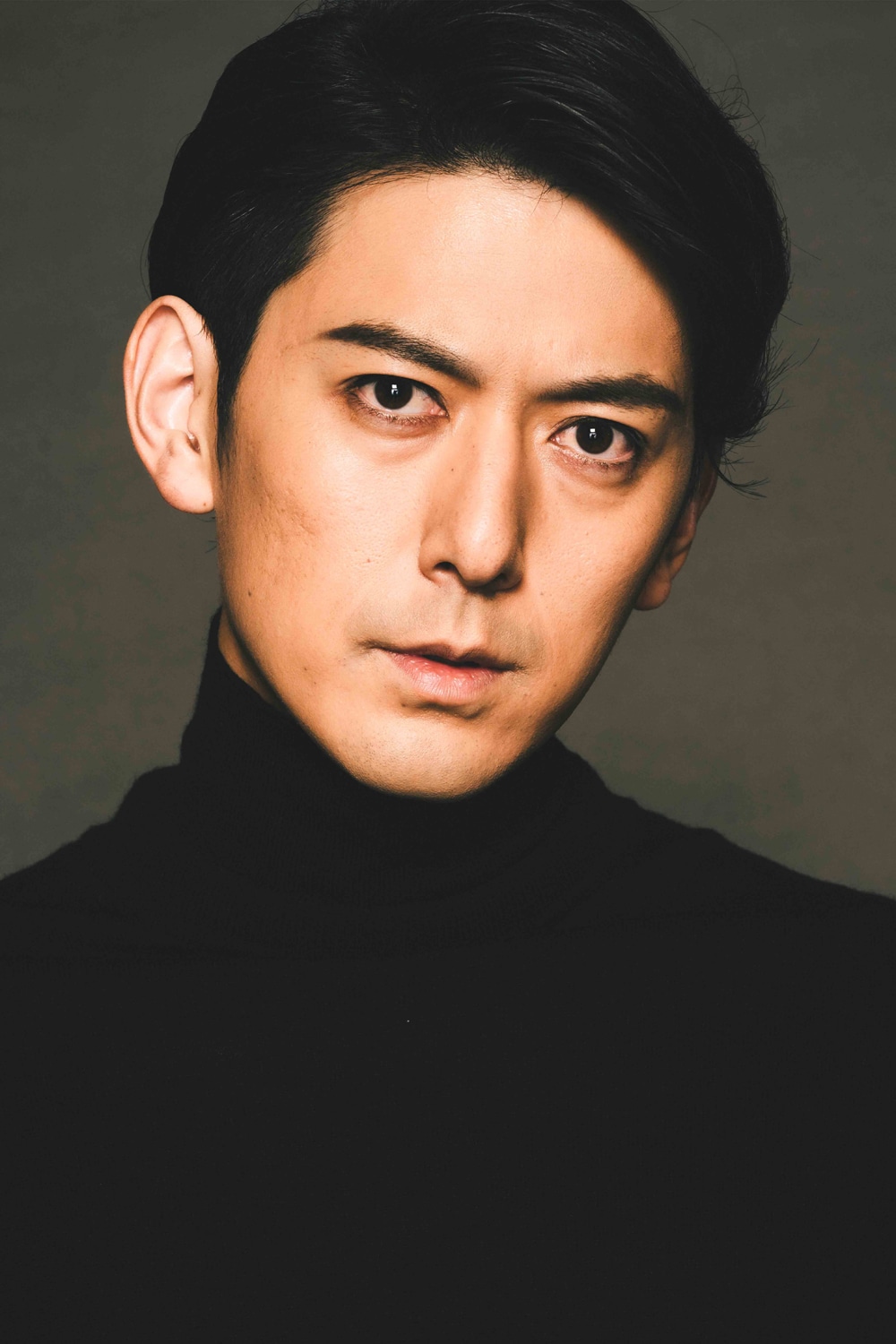 セバスチャン・モラン役の佐々木崇