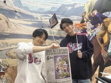 アニメ「スティール・ボール・ラン ジョジョの奇妙な冒険」のステージイベントの様子。左から坂田将吾、阿座上洋平