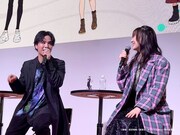 ジャンプフェスタ2026」にて行われた「マリッジトキシン」ステージイベントの様子。左から石谷春貴、若山詩音