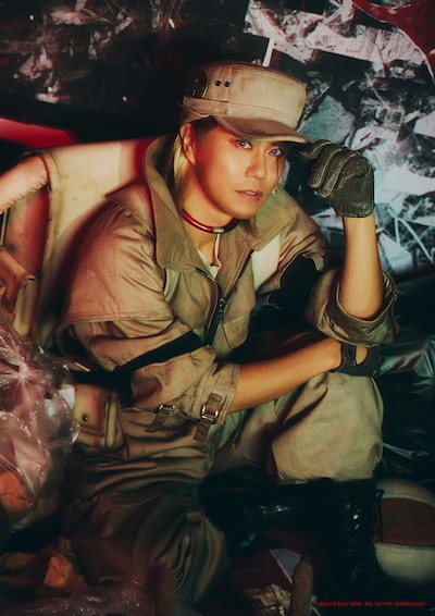 寺山武志扮するグリス