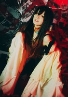 相馬結衣扮するアモ