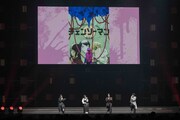 「ジャンプフェスタ2026」内の「チェンソーマン」ステージで公開された「チェンソーマン 刺客篇」のビジュアル。左から楠木ともり、上田麗奈、戸谷菊之介、坂田将吾 (c) SHUEISHA Inc. All rights reserved.