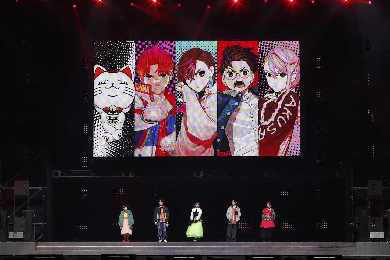 「ジャンプフェスタ2026」内の「ダンダダン」ステージイベント。左から田中真弓、石川界人、若山詩音、花江夏樹、佐倉綾音 (c) SHUEISHA Inc. All rights reserved.