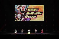 「ジャンプフェスタ2026」内の「ダンダダン」ステージイベント。左から田中真弓、石川界人、若山詩音、花江夏樹、佐倉綾音 (c) SHUEISHA Inc. All rights reserved.