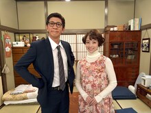 「ドリフに大挑戦 馬力全開！小学校にも出張しちゃいましたSP」より。左から柴田英嗣（アンタッチャブル）、橋本環奈