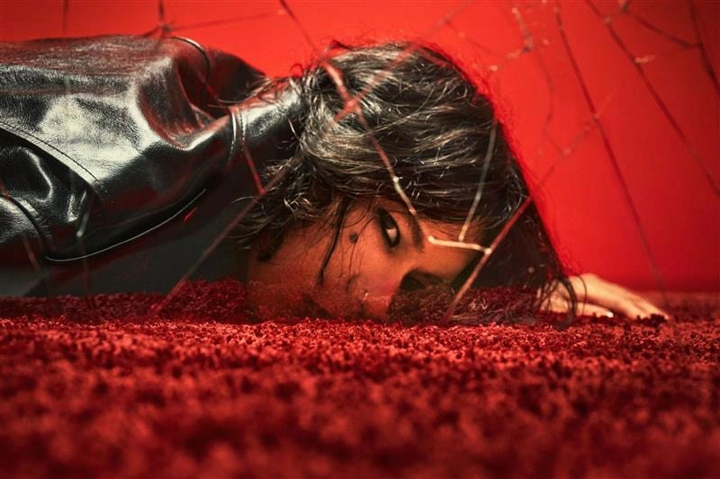 米津玄師「レゼ篇」主題歌「IRIS OUT」を「紅白歌合戦」で初パフォーマンス