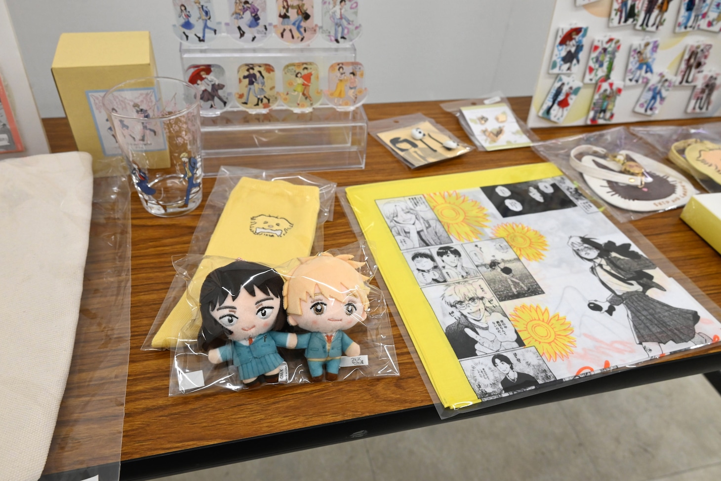 「スキップとローファー展」のグッズ