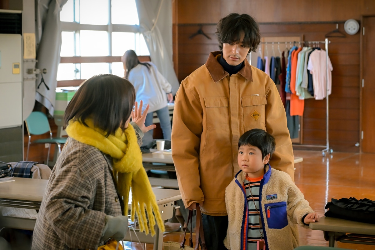 ドラマ「未来のムスコ」第1話場面写真 (c)TBS