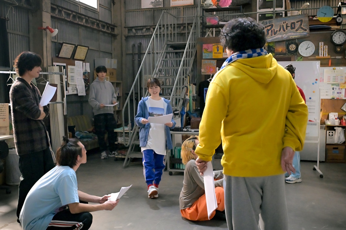 ドラマ「未来のムスコ」第1話場面写真 (c)TBS