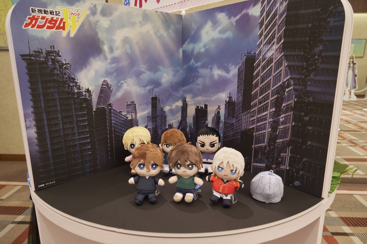 「新機動戦記ガンダムW 30周年記念ディナーショー -Operation Reunion-」の展示コーナーより