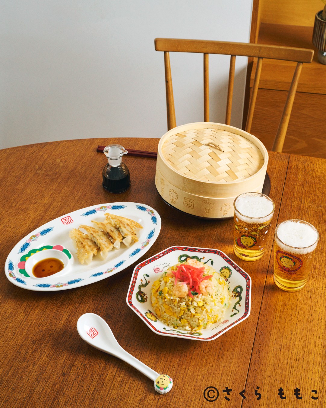 コジコジ×studio CLIP　餃子皿、炒飯皿、マトリョーシカが登場、PCケースには名言