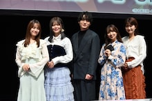 「TVアニメ『真夜中ハートチューン』第1話・第2話先行上映会～楓林高校放送部Presents”声春”START!!!!～」より。左から伊藤美来、鈴代紗弓、安田陸矢、大久保瑠美、瀬戸桃子