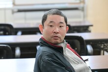 第3話のゲスト。今野浩喜演じる堤賢人。生活保護受給者。かつて親子の縁を切られた父の孤独死を知る。