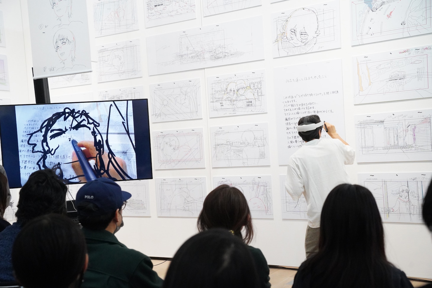 押山清高監督による3Dライブドローイングの様子