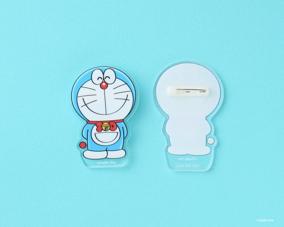 入場特典の非売品アクリルバッジの1種