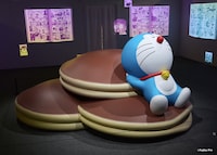 「100%ドラえもん まんがワールド展示」内に登場する「のび太のまんがルーム」のイメージ「