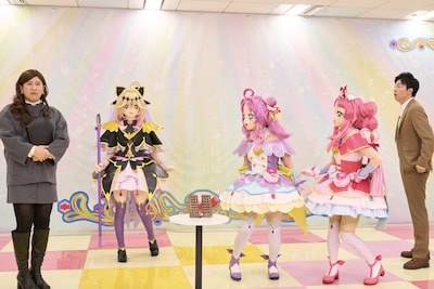 プリキュアたちに犯人だと問い詰められるきょん