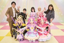 上段左から西村真二、東山奈央、千賀光莉、本渡楓、きょん、下段左からキュアアルカナ・シャドウ、キュアアンサー、キュアミスティック