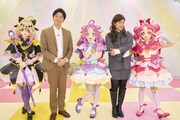 左からキュアアルカナ・シャドウ、西村真二、キュアアンサー、きょん、キュアミスティック