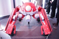 「攻殻機動隊展 Ghost and the Shell」で展示されているタチコマ (c)士郎正宗・Production I.G／講談社・攻殻機動隊製作委員会