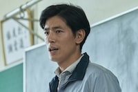 映画「ザッケン！」より、中島歩演じる福澤先生