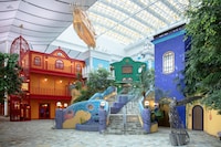 ジブリの大倉庫「中央階段」(c) Studio Ghibli