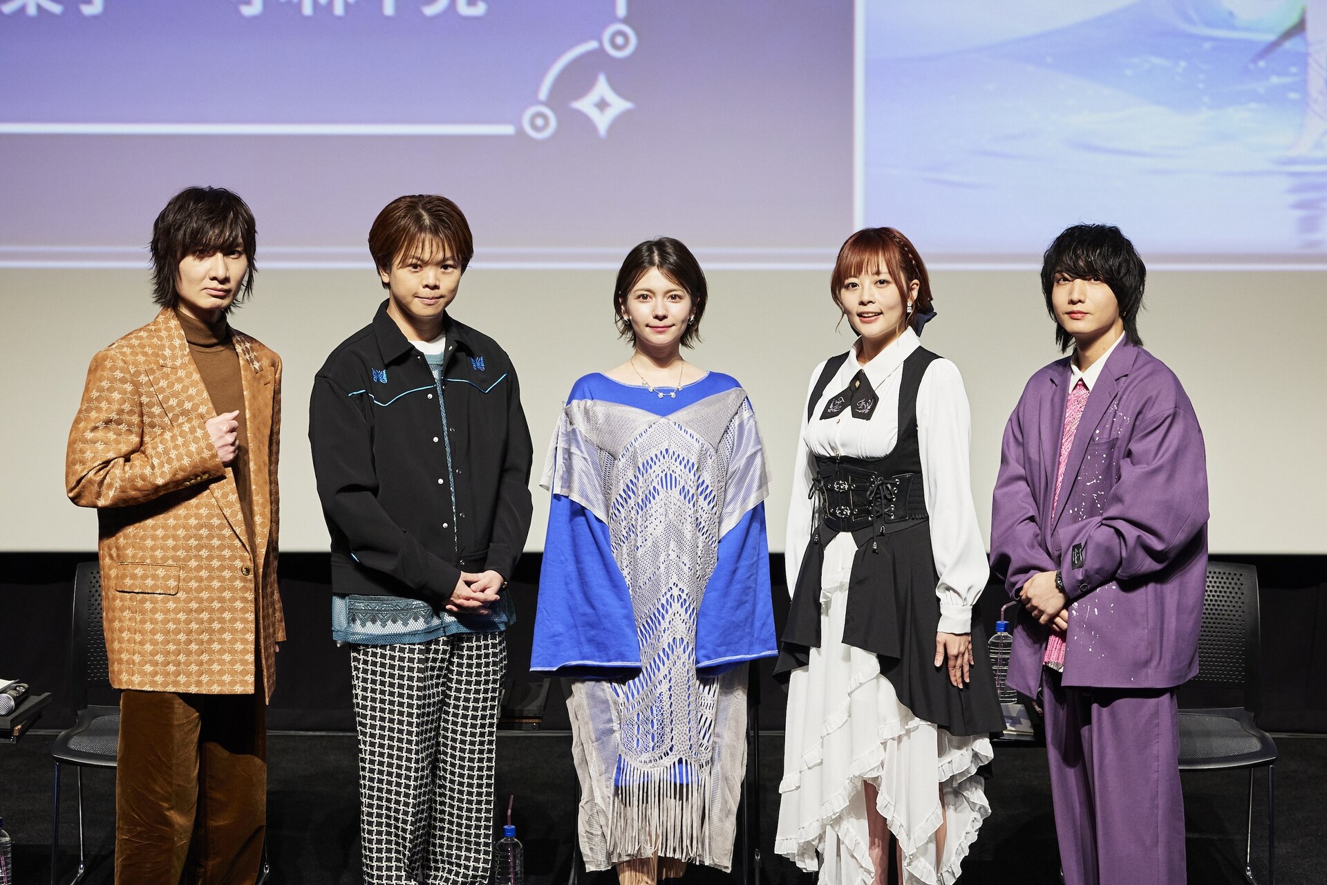 原神Podcast テイワット放送局 ナド・クライ通信」公開収録の様子。左