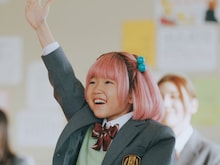 「高校生家族」実写映画化、香取慎吾と仲里依紗が学生役　一家全員で高校に通うコメディ