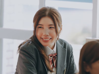 仲里依紗演じる家谷静香