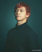 湯本健一扮するドイル