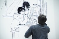 押山監督のライブドローイングの様子