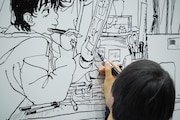 「一発描きムズイ!!」と付箋に書き込む押山監督