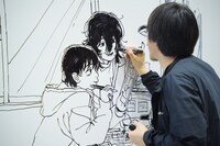 押山監督のライブドローイングの様子