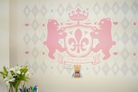 「ユリ熊嵐展-10th anniversary-」会場内の様子。メッセージコーナー