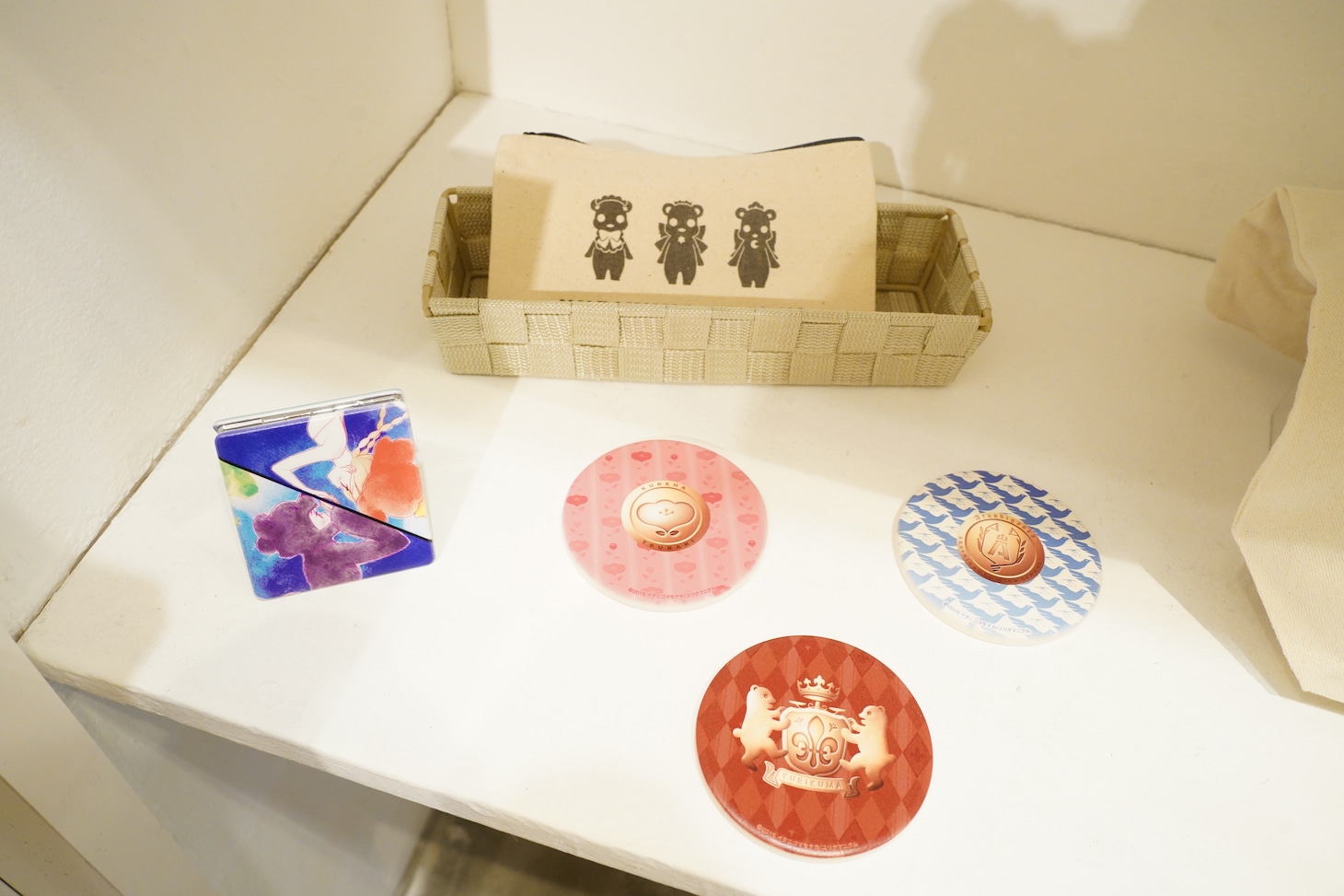 「ユリ熊嵐展-10th anniversary-」で販売されるグッズ