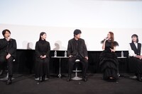 劇場版「涼宮ハルヒの消失」リバイバル公開記念舞台挨拶の様子。左から小野大輔、茅原実里、杉田智和、平野綾、後藤邑子