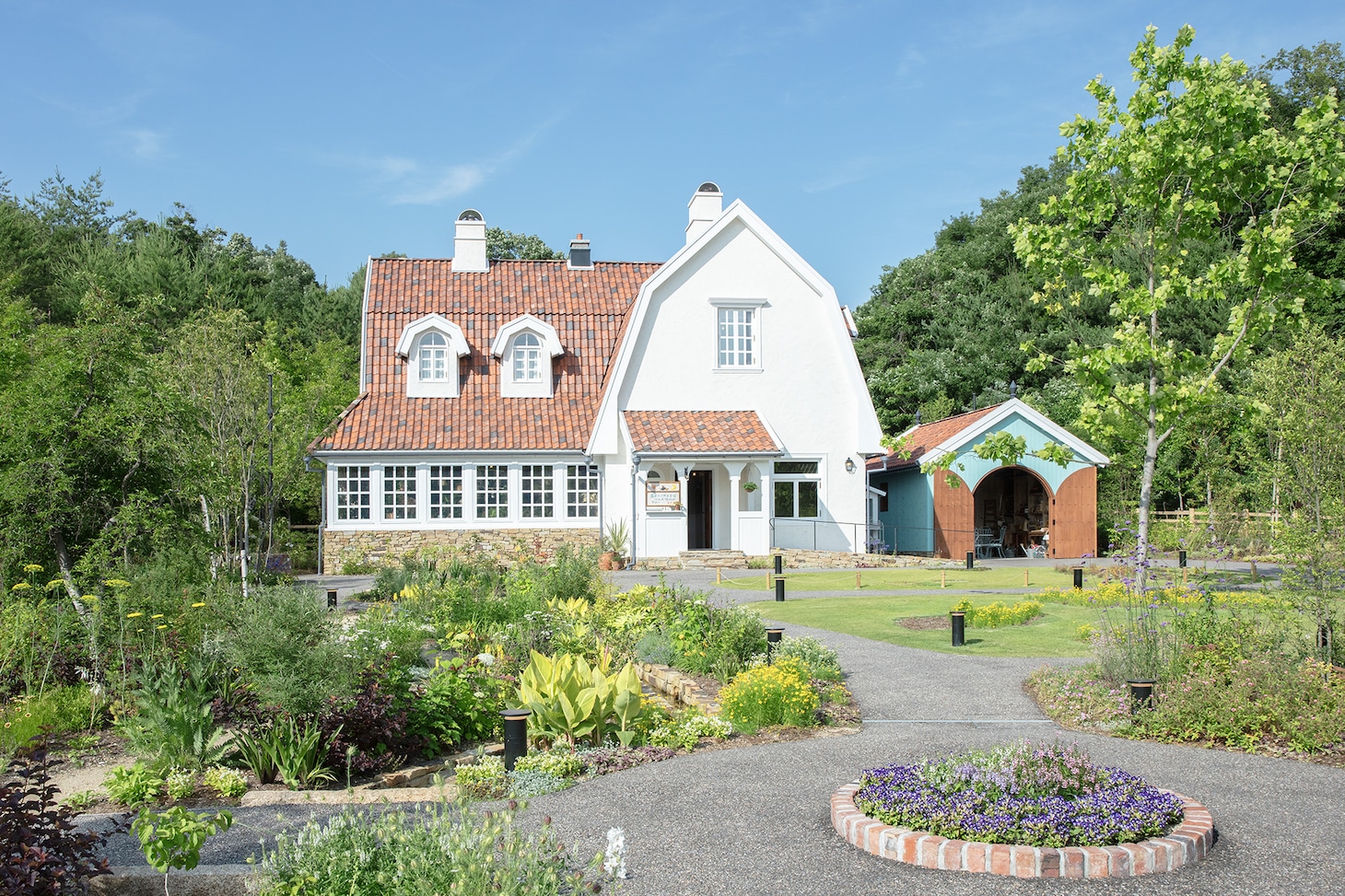 オキノ邸 (c) 1989 Eiko Kadono/Hayao Miyazaki/Studio Ghibli, N (c) 2026 Studio Ghibli