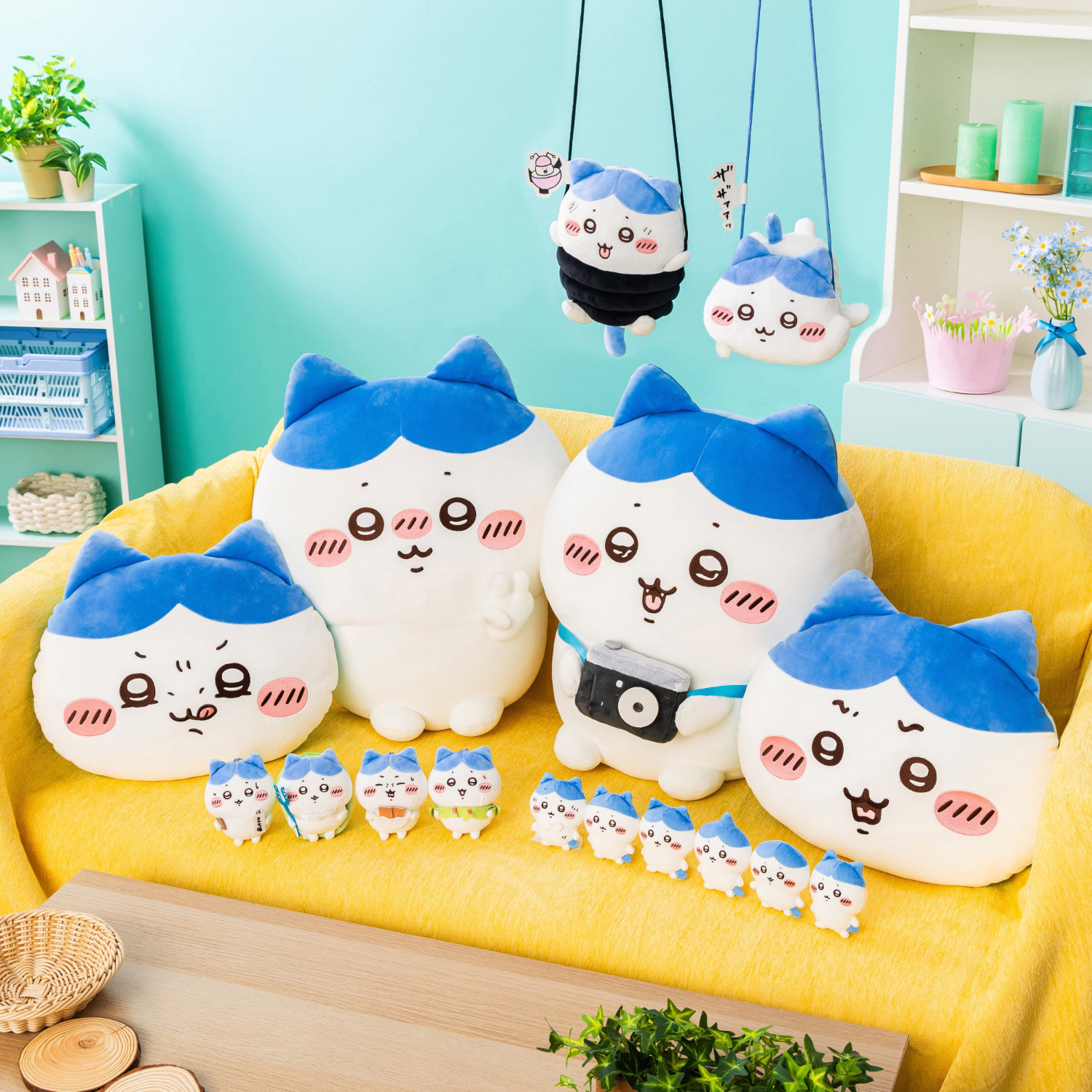 【特典シール付き】ハチワレだらけくじ E賞 全身ぬいぐるみバッジ いつもの姿×6 ちいかわ ハチワレだらけくじ - ちいかわマーケット ちいかわくじ