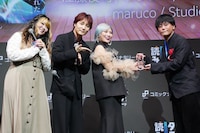 ぱーてぃーちゃんと「俺だけ最強超越者～全世界のチート師匠に認められた～」の作者である江藤俊司