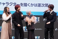 左から金子きょんちぃ、すがちゃん最高No.1、信子（ぱーてぃーちゃん）、佐野雄大（INI）