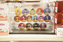 「放送30周年記念 TVアニメ『名探偵コナン』展」で販売されているアイテム (c)青山剛昌／小学館・読売テレビ・TMS 1996