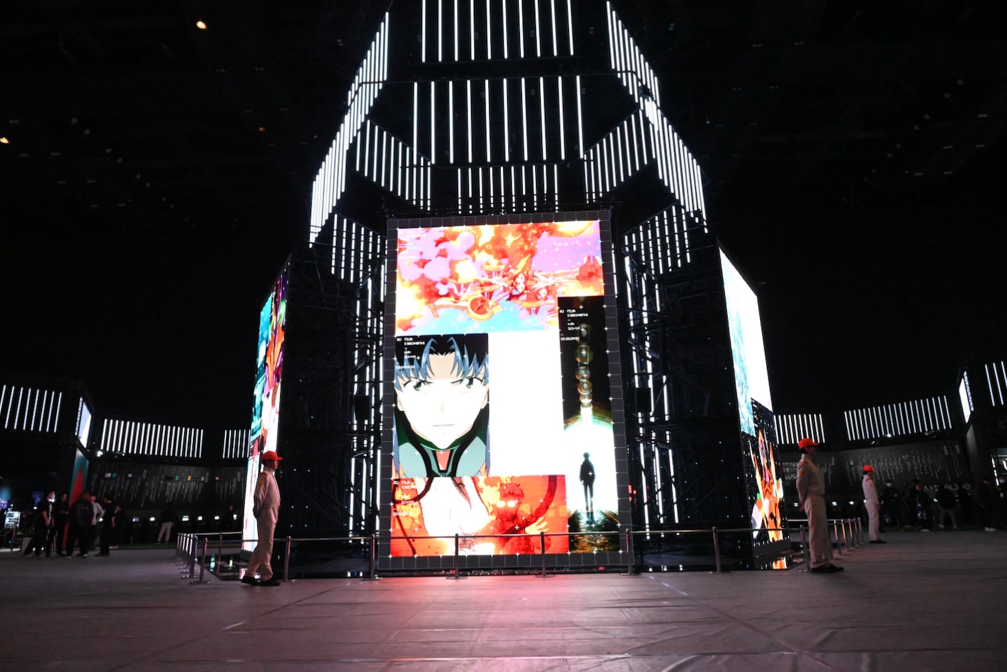 「EVA EXTRA 30」セントラルタワー