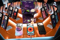 CASETiFY出展ブースの展示物