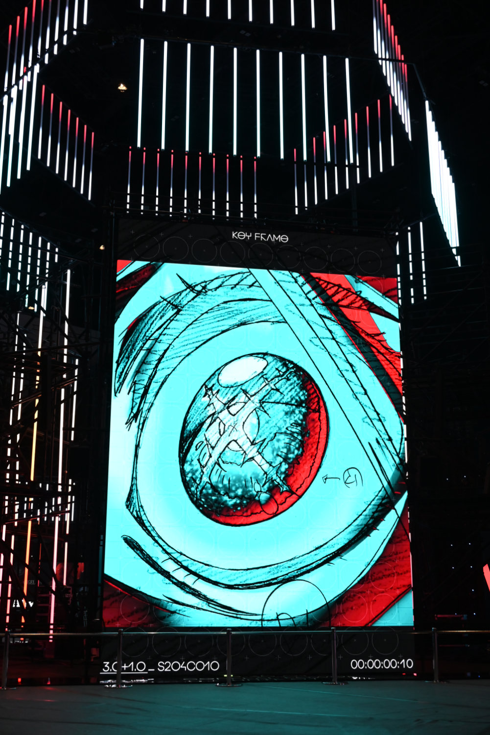 「EVA EXTRA 30」セントラルタワー