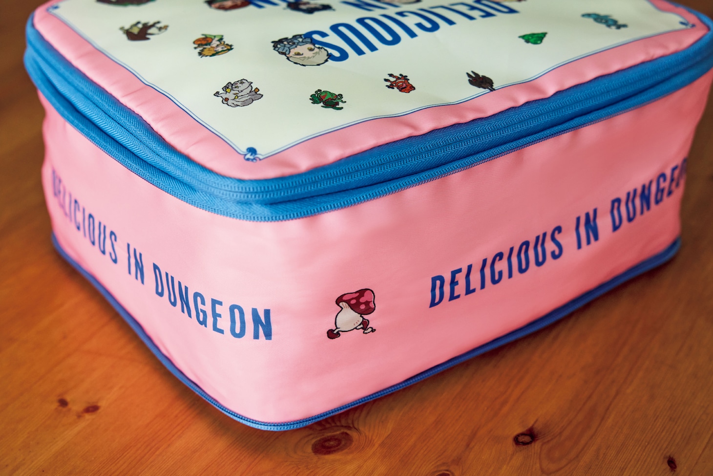 「ダンジョン飯オリジナル圧縮収納ポーチ」