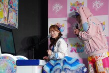 ゲームをプレイする葉月結菜（いぎなり東北産）