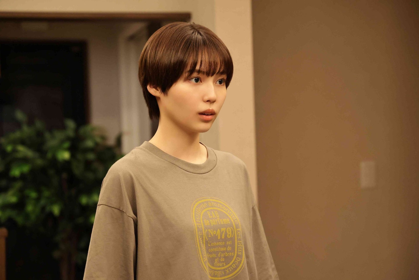 秋田汐梨演じる日下はる (c)三つ葉優雨／小学館／ＮＢＣユニバーサル・エンターテイメントジャパン