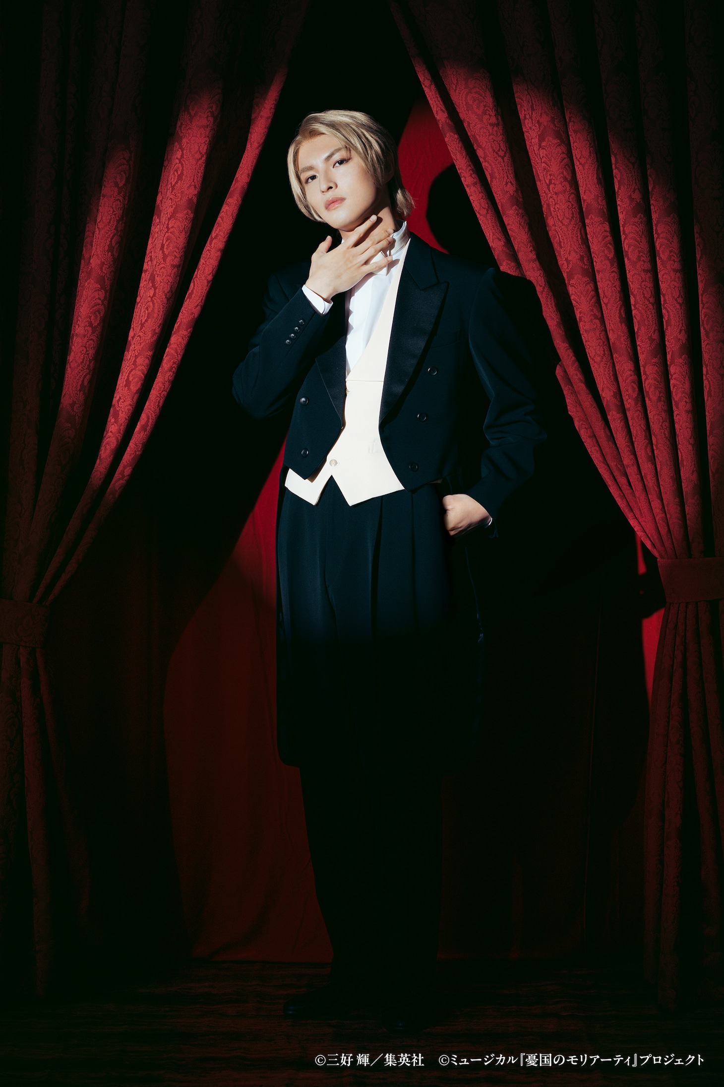 小南光司扮するブリッツ・エンダース伯爵。