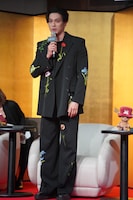 ゾロ役の新田真剣佑