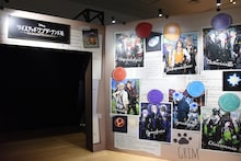 「ツイステ展」岡本信彦＆市川蒼が再現展示に興奮、「フェアリーガラ」衣装が現実世界に